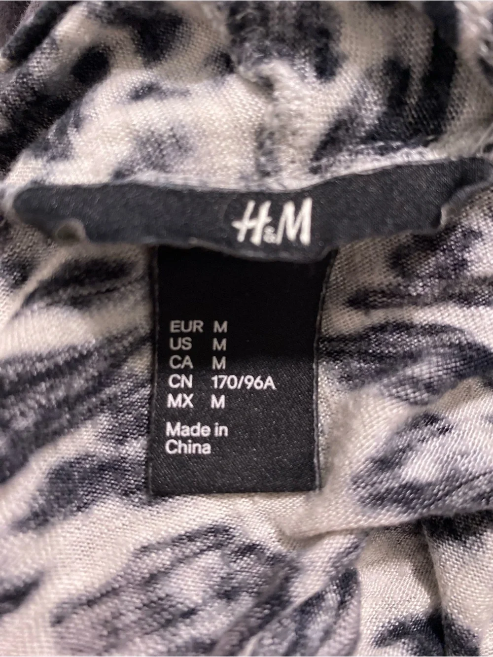 H&M Cardigan leopard print black and white